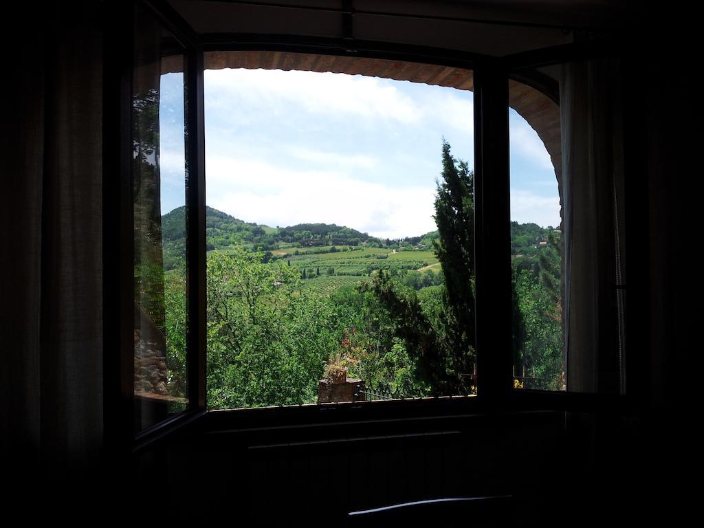 Villa Agriturismo Raggio Di Sole Montepulciano Stazione Zimmer foto